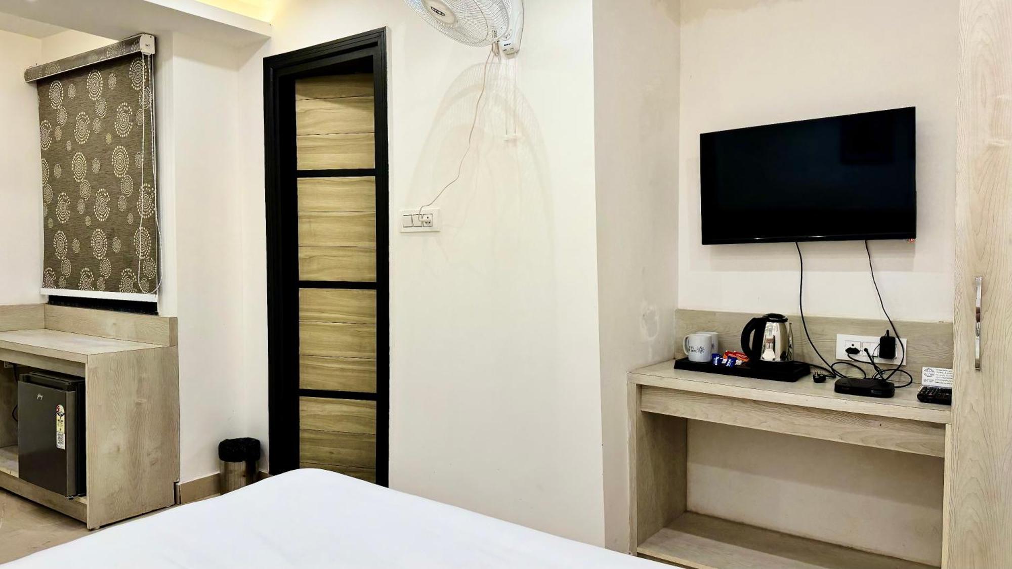 Hotel Pride Inn - 800 Mts From Mall Road Mussoorie Exterior foto